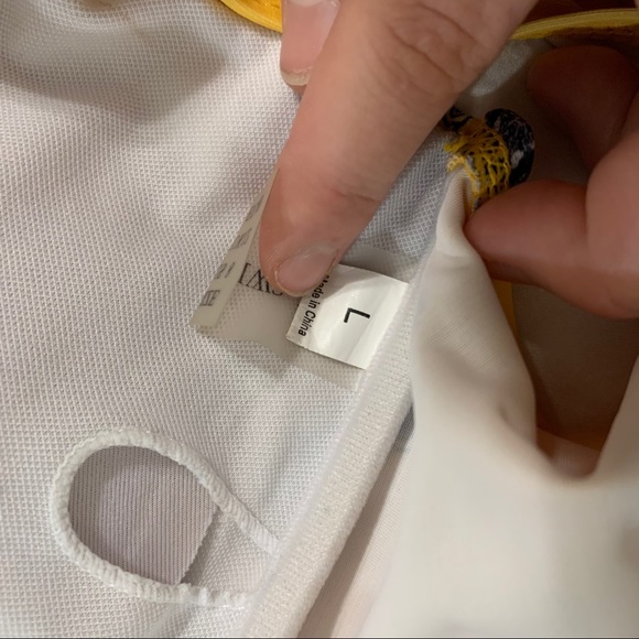 bundle of 2 bandeau bikini tops - Picture 7 of 7